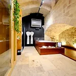 L'autel La Crypte Mysterieuse De - Sauna & Balneo Daire Rouen