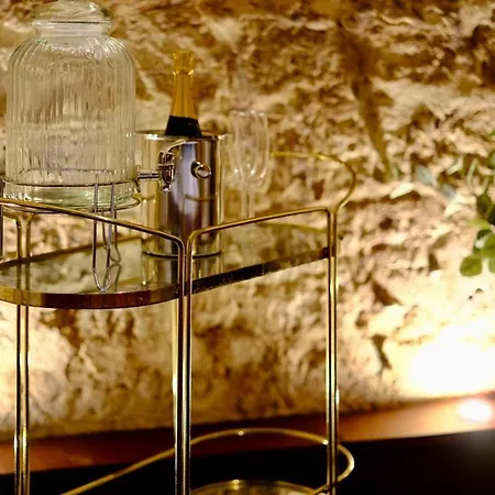 L'autel La Crypte Mysterieuse De - Sauna & Balneo Rouen