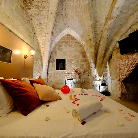 Apartament L'Autel La Crypte Mysterieuse De Rouen - Sauna & Balneo