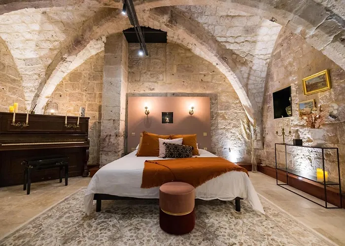 L'autel La Crypte Mysterieuse De - Sauna & Balneo Rouen