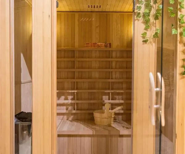 Apartment L'autel La Crypte Mysterieuse De - Sauna & Balneo