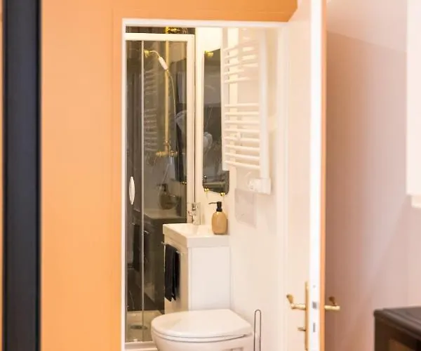 L'autel La Crypte Mysterieuse De - Sauna & Balneo