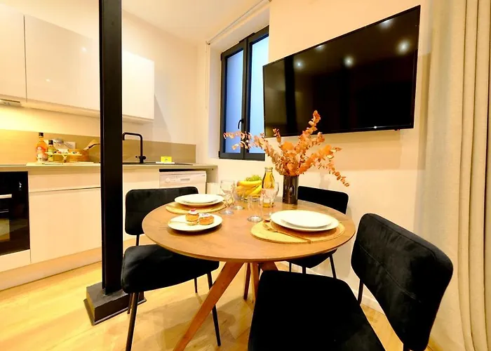 L'autel La Crypte Mysterieuse De - Sauna & Balneo