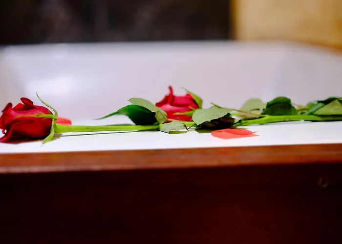 L'autel La Crypte Mysterieuse De - Sauna & Balneo * Rouen